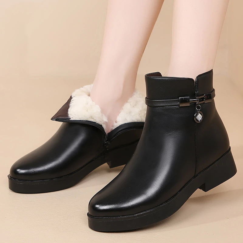 Fómhar - Genuine Leather Ankle Boots